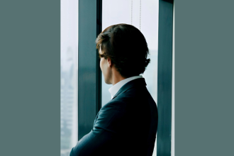 Ian dos Anjos Cunha revela como a liderança humanizada pode equilibrar alta performance e mudanças constantes.